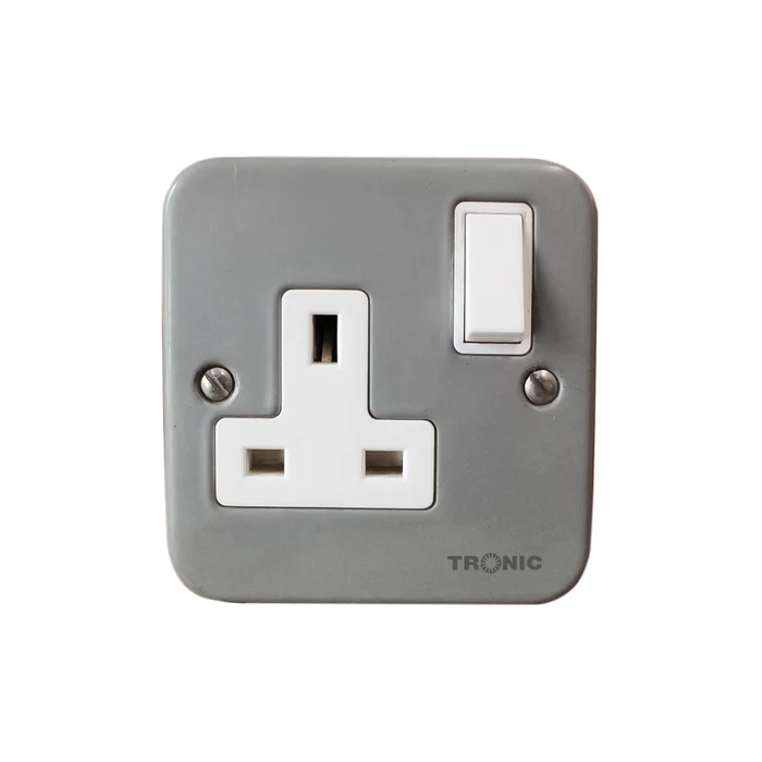 Gentrix/Tronic Metal Switch Socket Single 13Amps TMK 5113