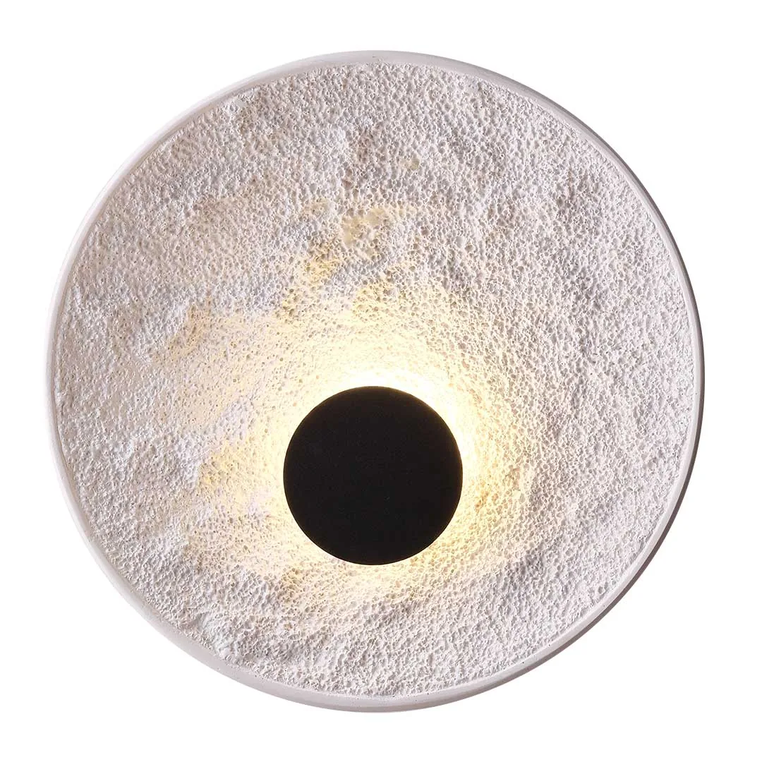 Modern Black & White LED Wall Light – 7W