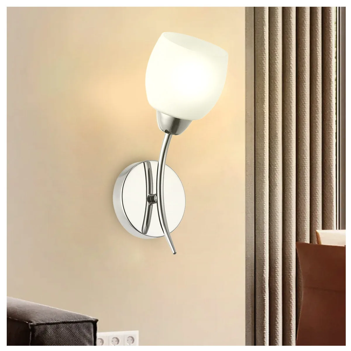 Pyramid wall light