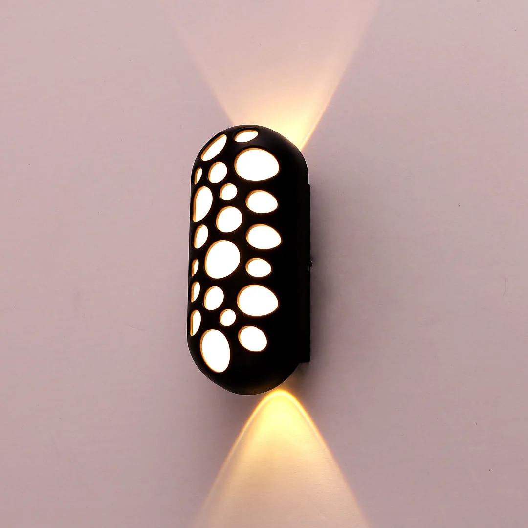 7W LED Outdoor Wall Light – IP54 Warm White