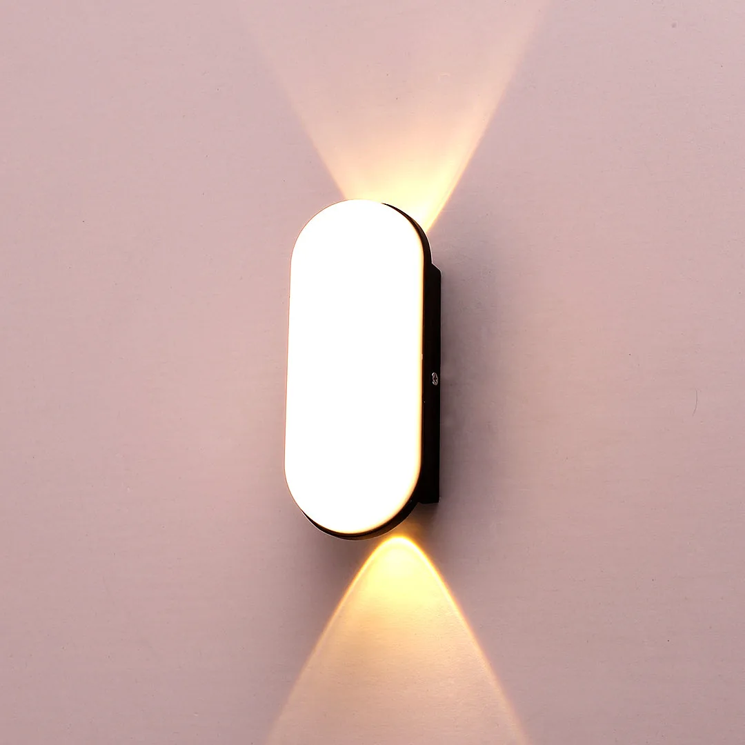7W LED Outdoor Wall Light – IP54 Warm White