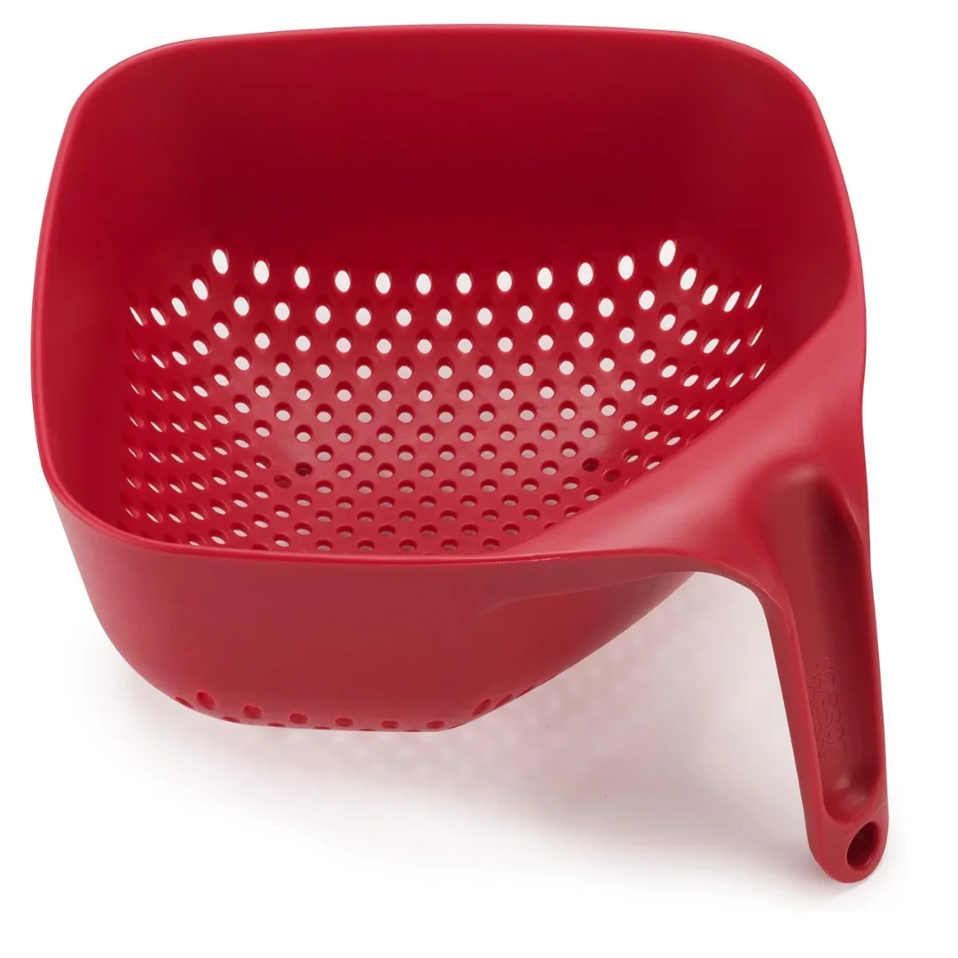 Joseph Joseph Small Square Colander Red 40003