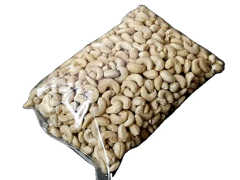 CASHEWNUTS 1KG WHOLE