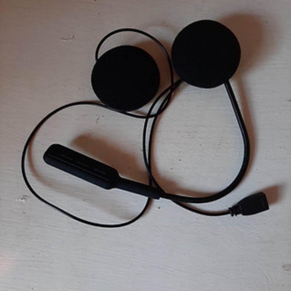 Wireless Helmet Bluetooth Speaker And  Mic
